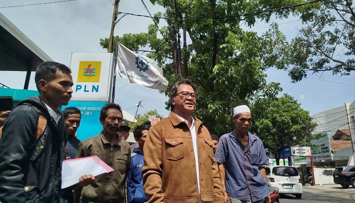 Warga Terdampak Proyek Upper Cisokan Datangi Kantor PLN UIP JBT Bandung